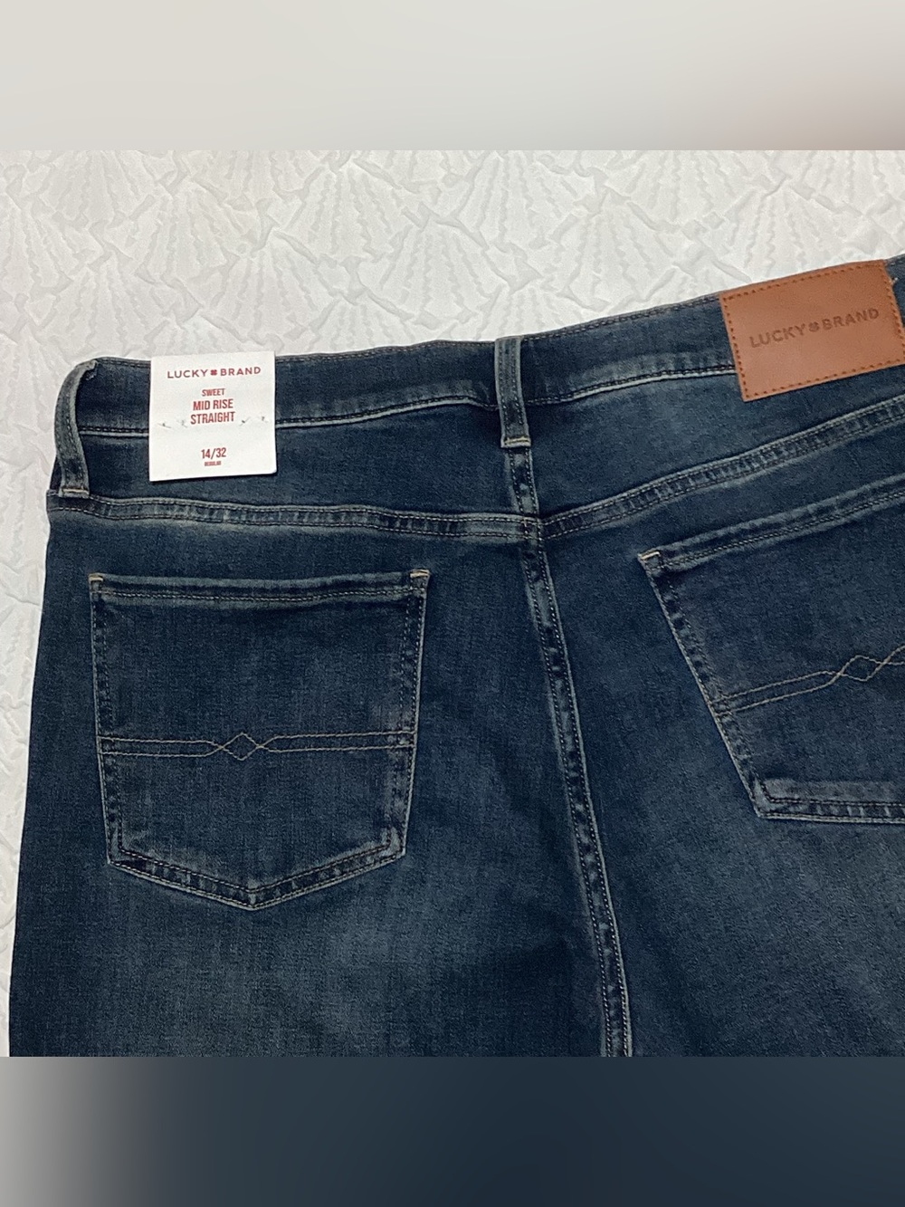 Lucky Brand Sweet Mid Rise Straight